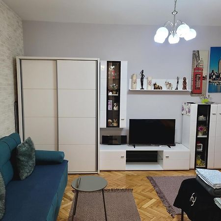 Apartman "Garden" Novi Sad Exterior photo