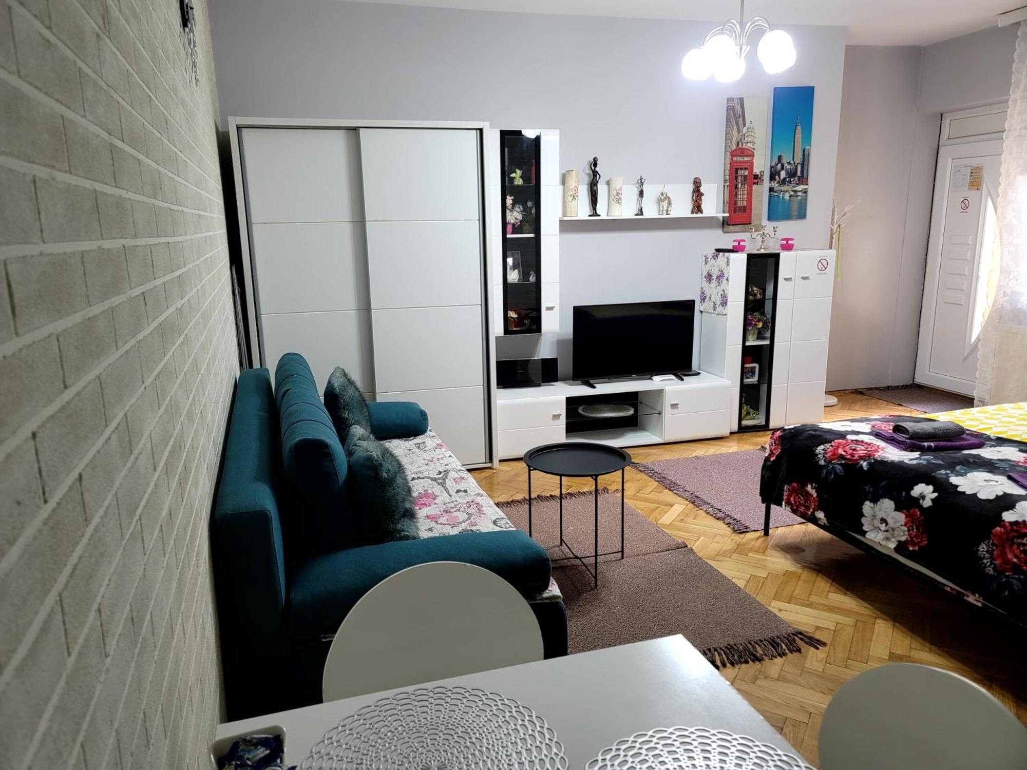 Apartman "Garden" Novi Sad Exterior photo