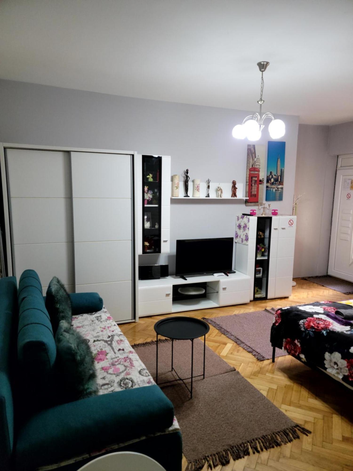 Apartman "Garden" Novi Sad Exterior photo