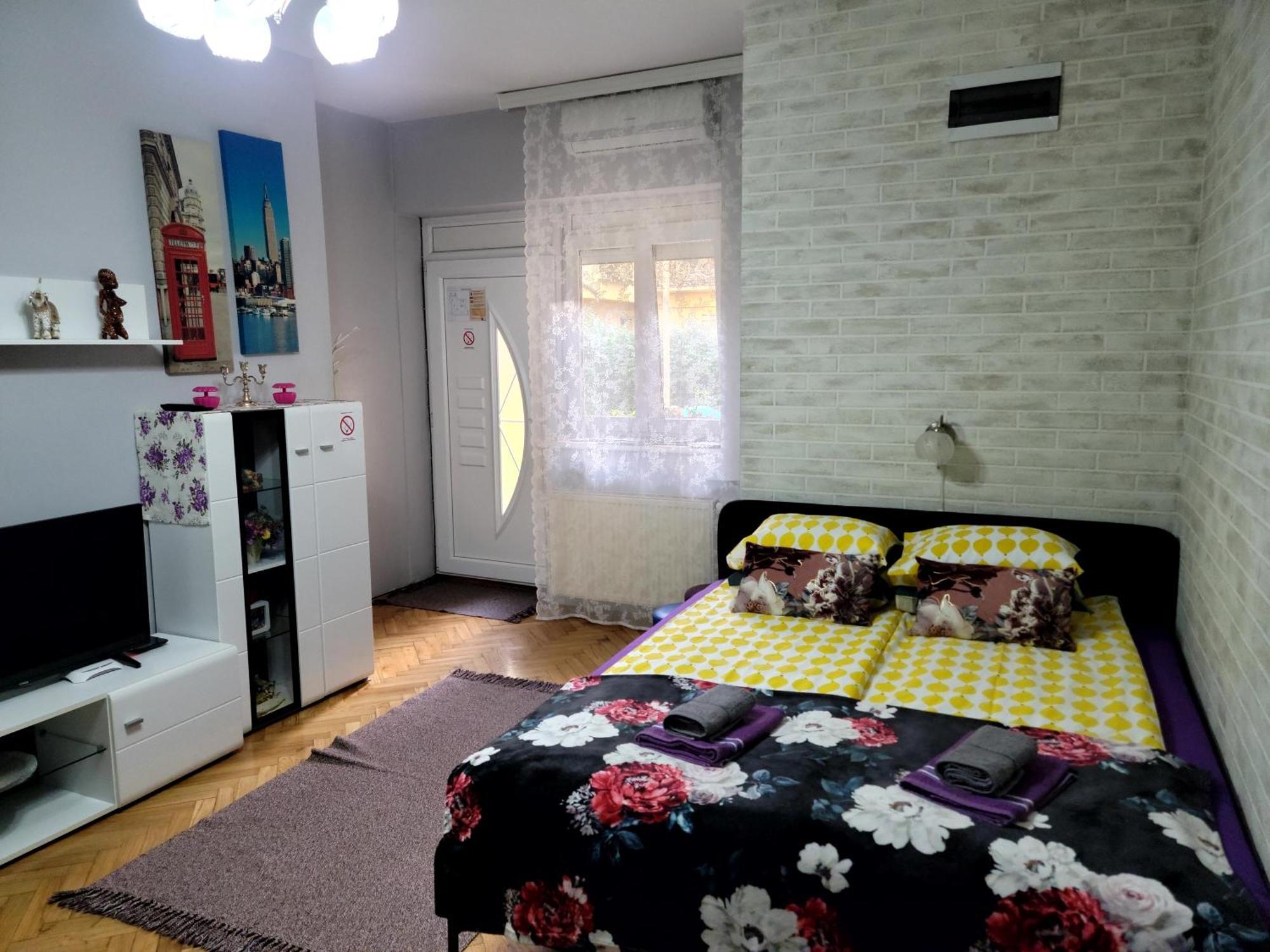 Apartman "Garden" Novi Sad Exterior photo