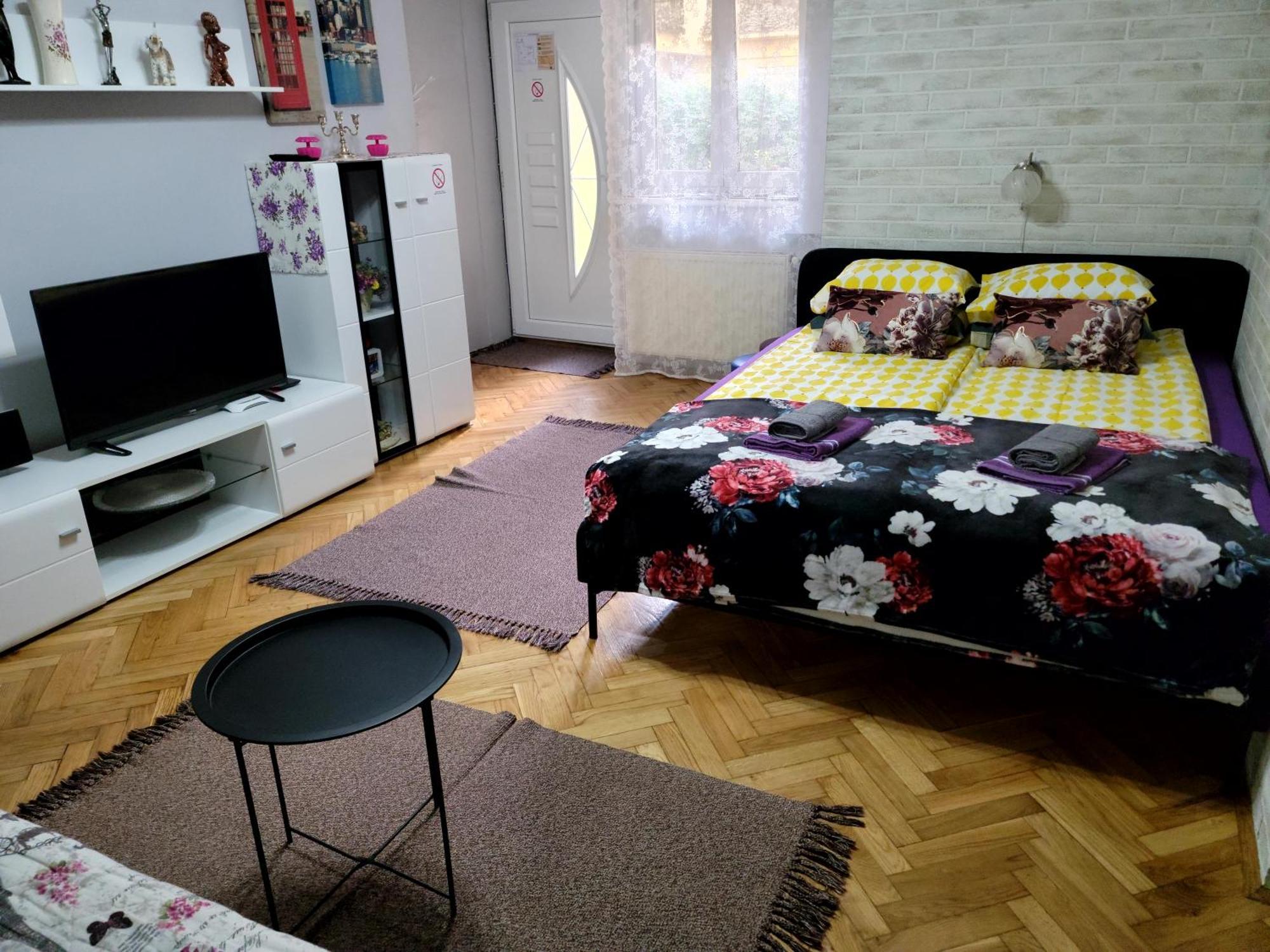 Apartman "Garden" Novi Sad Exterior photo